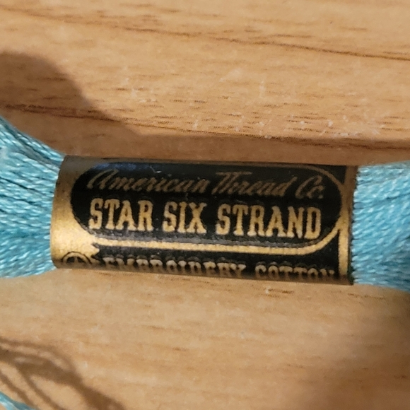 Lot of 26 Vintage American Thread Co. Six Star Strands - Picture 7 of 7